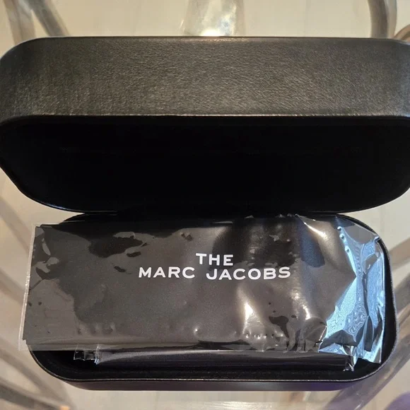 Marc Jacobs Plum Women display picture 1